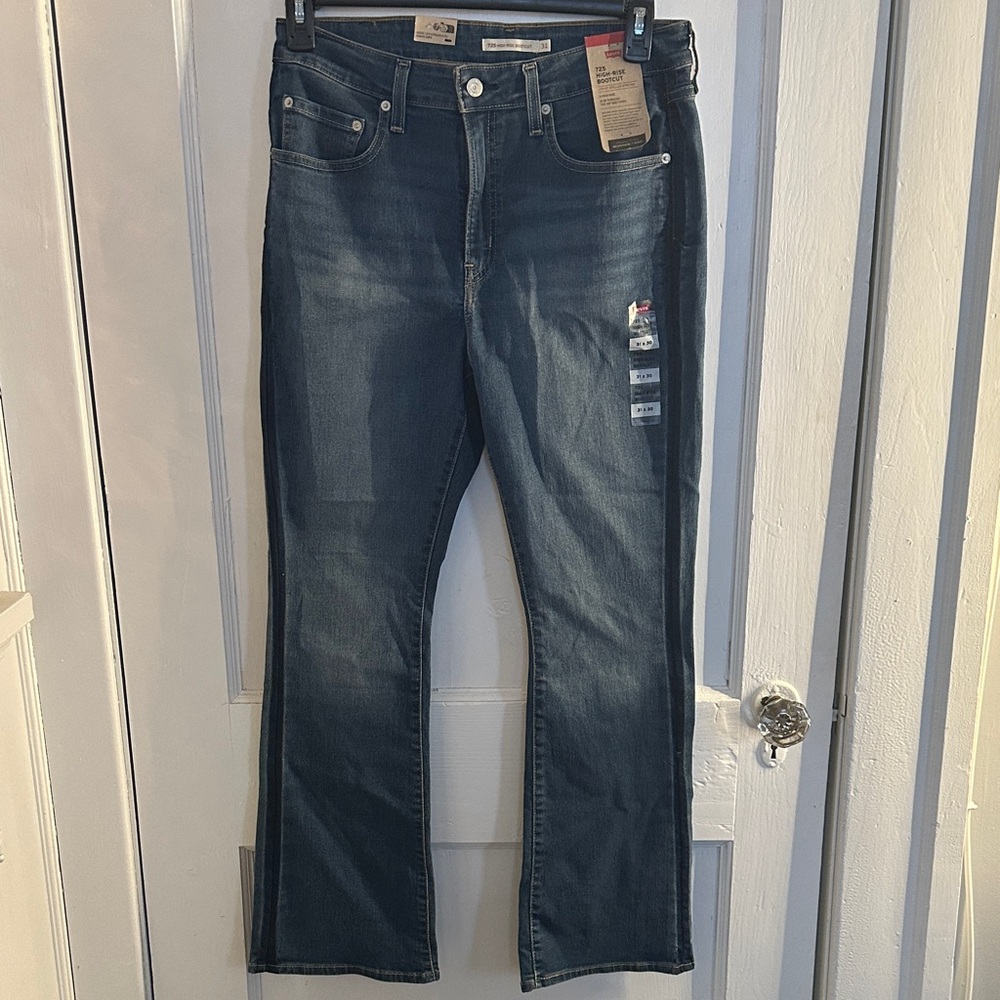 Levi's Women’s High Rise Dark Blue Bootcut Jeans